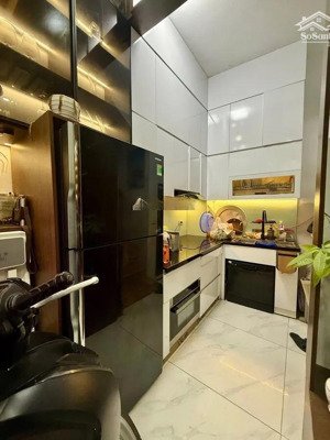 siêu phẩm khương trung, thanh xuân, hà nội dt: 25/28m2. 4t, 4,3m mt (6,9 tỷ). chỉ vài phút ra tttm