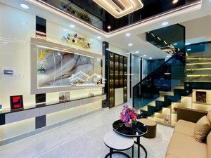 siêu phẩm 5.75 tỷ hbg lê đức thọ sát nguyễn văn lượng