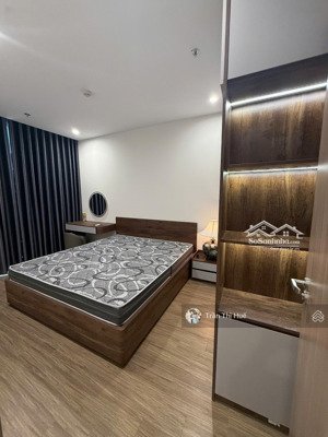 mình có căn hộ the canopy mới tinh 2n2vs đủ đồ loại 63m2 giá thuê 12tr có miễn tập gym tầng 2