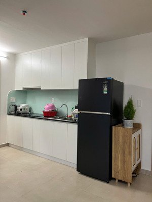 chính chủ cho thuê căn hộ 62,13m2. nhà mới full nội thất. giá 7,5 triệu/tháng