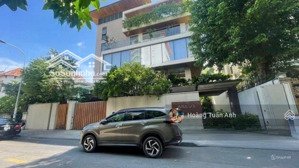 bán rất gấp ! biệt thự ngay mt nguyễn văn trỗi-phú nhuận ( 8x30m ) cn 245m2_hầm 4 tầng_chỉ 38 tỷ