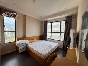 chính chủ gửi bán căn hộ 3pn2wc - 86m2 đã có sổ giá bán 8.2 tỷ all in