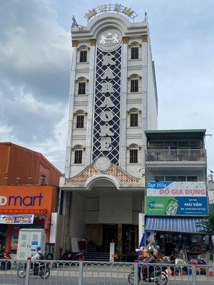 hạ 10 tỷ! bán tòa mt dương quảng hàm, p5, gò vấp (dt: 11x50m), hầm+8 tầng+tm, hđt 180tr, giá 115 tỷ