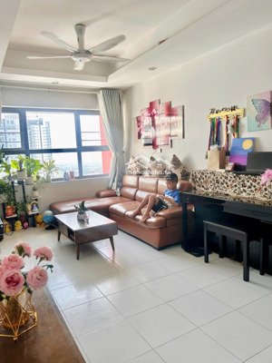 bán gấp căn hộ đẹp 2pn tại the one residence - gamuda garden, 5,2 tỷ, 68m2