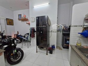 mua nhà giá tốt trung tâm linh đông, tp thủ đức, nhà hxh đỗ cửa, dt 61m2, giá chỉ 3.5 tỷ