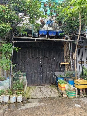 bán nhà cấp 4 gác lửng hẻm 6m thông đường liên khu 8-9, bình tân diện tích: 4 x 18m (72m2)