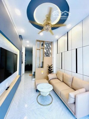 bán nhà nguyễn trọng tuyển 24m2 2 tầng - 6.8 tỷ - mặt tiền kinh doanh