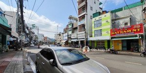 nhà hẻm 1 trệt 3 lầu cách đường 2/4 chỉ 10m trung tâm nha trang