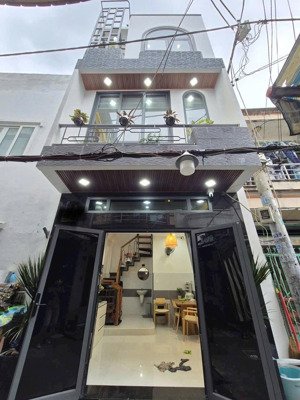 hàng hiếm đường nguyễn tri phương - p.4 - q.10 - 21,6m (3,6m x 6m nở hậu 3,65m ) 3 tầng. giá 5,1 tỷ