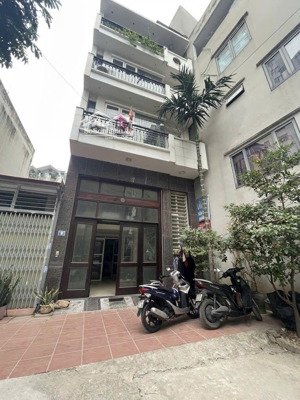 bán nhà liền kề mỗ lao hà đông. 50m, mt 5.5m, 5 tầng xây chắc chắn