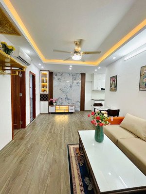 bán căn hộ chung cư tại rice city linh đàm, 5,7 tỷ, 70m2, 2pn, 2wc, nội thất đẹp