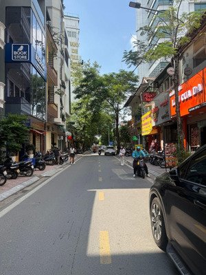 siêu phẩm mặt phố phạm hồng thái, 62m², 5 tầng, 46 tỷ kinh doanh sầm uất giá tốt nhất khu vực!