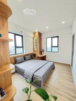 chính chủ bán căn hộ đền lừ view hồ- 66m tầng trung đẹp nhất toàa4.