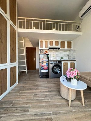 phòng mới tinh full đồ siêu đẹp 30m2 phố hoa bằng - cầu giấy