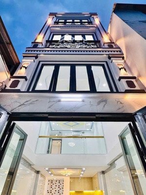 siêu phẩm 4 tầng,gần chợ bà chiểu,bình thạnh,hẻm thông tứ bề,40.7m2,giá nhỉnh 7 tỷ.