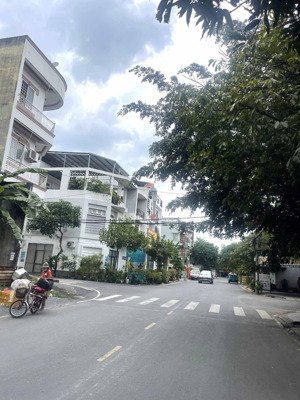 siêu ngon! nhà 3 tầng mới đẹp 4x15m cạnh kdc vip hồng long, hẻm xe tải, chỉ 7 tỷ nhỉnh ql 13 hbp