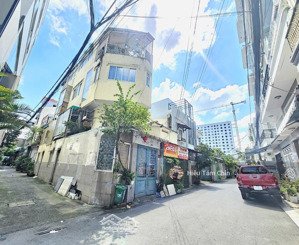 4m x 11.7m x 2 tầng, hẻm ô tô, khu dân trí