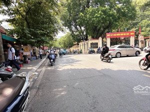 bán nhà mặt phố thuỵ khuê, đồng cổ, dt 200m2 x mt 9.3m.vỉa hè, kinh doanh, đi bộ ra hồ tây.giá:86ty