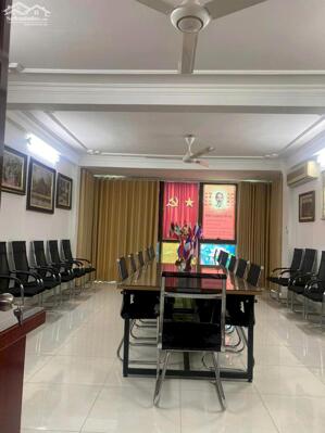 Cực phẩm phố Hoàng Cầu 75m2, 6T thang máy, MT5m vỉa hè 3 ô tô tránh ngay Vườn Hoa 1-6