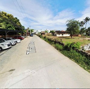 thái thông, p. nam nha trang.
-- diện tích: 85,3m ngang 5,52m
-- hiện trạng lô đất full đất ở