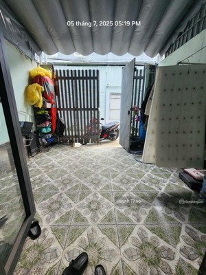 nhà 2 tầng - bà triệu - gần sát bệnh viện hóc môn - hẻm oto thông - giá chỉ 3.6 tỷ.