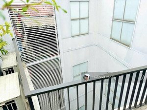 diện tích to - giá nhỏ! 71m chỉ hơn 15 tỷ phố tây sơn- 5 tầng sân vườn full nội thất - 5m gặp ô tô