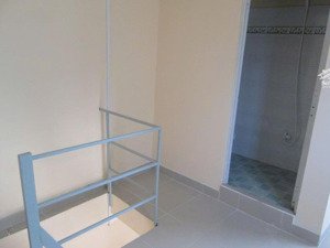 cho thuê nhà 2 mặt tiền hồng bàng giá rẻ p.9, q.6 giá 12,5tr