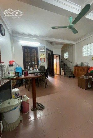 bán nhà cạnh hồ linh quang mặt ngõ kinh doanh ô tô tránh sổ đỏ nở hậu