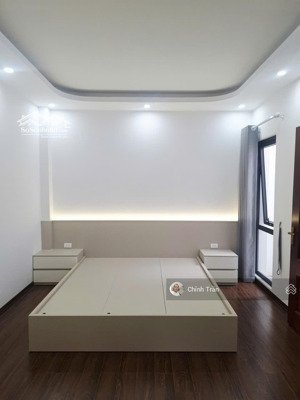 bán tòa vp hõn hợp . vừa ở vừa kinh doanh phố trạm long biên 75m 7 t nhỉnh 20 tỷ tl