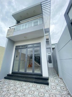 bán nhà đối diện trường thpt tô ngọc vân thạnh xuân 52, 5,2 tỷ, 107m2, 4pn, 3wc, chính chủ giá tốt