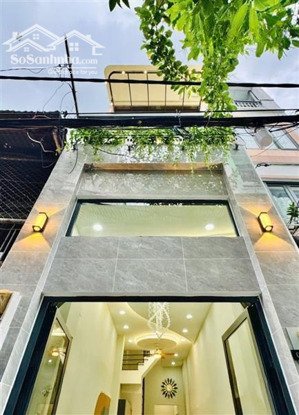 nhà 2 tầng đẹp điện biên phủ p17 bình thạnh
gần quận 1 sát hàng xanh nở hậu tài lộc chỉ 5.38 tỷ