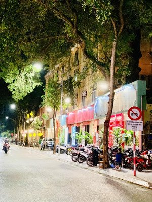 dân xây-mảnh đất 120m- cách phố 10m-giữ tiền- khai thác đỉnh-dành cho đại gia yêu phố cổ-hai bà trư