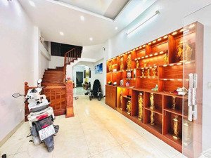 nhà đẹp trung kính-cầu giấy 55m*6 tầng,mt4m,oto tránh vào nhà,mặt ngõ thông,kinh doanh đỉnh,view cv