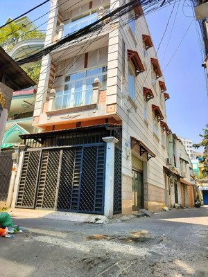 nhà hẽm xe hơi đường bình thới. diện tích : 4,3 x 14m.