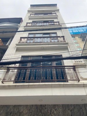 phân lô oto tránh hoàng quốc việt cầu giấy. dt 55m2x6t thang máy. mặt tiền gần 5m. giá hơn 22 tỷ.