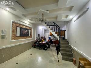 Ngay Emart Phan Văn Trị! Bán nhà mới đep 4 tầng - DT 4x10m - HXH ngủ nhà. Gía 8tỷ5 thương lượng