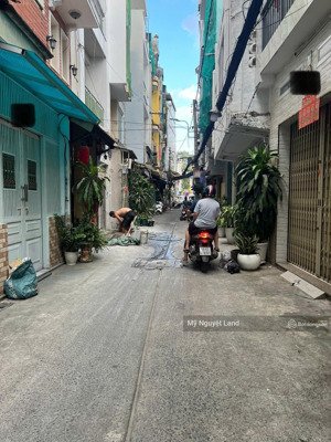 cực hot ! đoạn 2 chiều-hxh thẳng 1 trục võ văn tần q. 3 - 4x12m, gp: 4 tầng chỉ 10 tỷ, 