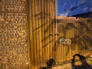 bán đất phố trạm gần cầu vĩnh tuy, sát ô tô: dt 55m; mt vip 6m; 9.1 tỷ