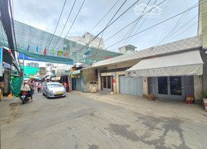 bán đất tặng nhà -10,3x18m -đừờng 12m tân hưng -q7 -gia 20,5tỷ