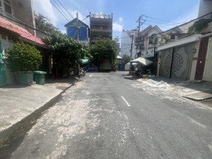 bán nhà đường 12 m - dt:92m2 - 2 tầng - giá 15,1 tỷ khu cư xá ngân hàng - p tân thuận tây- quận 7