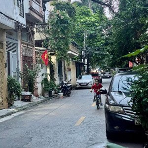 chính chỉ bán nhà dân xây việt hưng ô tô tránh dt 55m2 - 3 thoáng oto dừng đỗ 12 tỷ8 có bớt