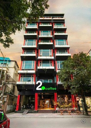 chính chủ gửi bán toà nhà mặt phố tô ngọc vân:150m2,9 tầng,mt:13m.giá:112tỷ.lh:0888999766