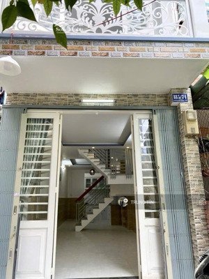 ni sư huỳnh liên - 2 tầng - 2 phòng ngủ - hẻm thông - 30m2 - chỉ 3 tỷ hơn - thuê 9tr/tháng