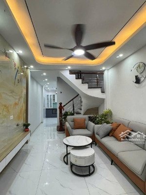 bán nhà mỹ đình, nam từ liêm, nhà đẹp phân lô, thoáng sáng, nội thất xịn, ô tô 20m, 40m2, 8 tỷ