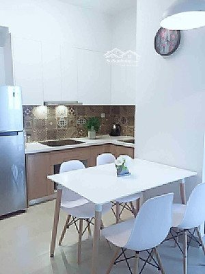 cần bán căn hộ 2pn 1wc 58m2 đủ đồ view sân golf toà sky 1 ecopark.hl ạ