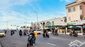 cần bán nhà 3 tầng góc 2 mặt tiền nguyễn văn thoại đang cho thuê 100tr/ tháng