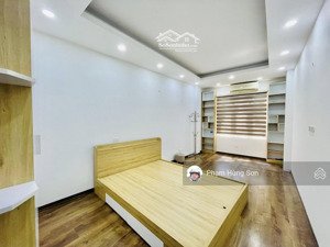 bán gấp nhà trung tâm đống đa nhà đẹp 5 tầng full nội thất giá chỉ 6.9 tỷ