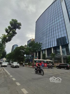 phân lô - 3 mặt thoáng - thang máy - vỉa hè - ô tô dừng đỗ ngày đêm - kinh doanh