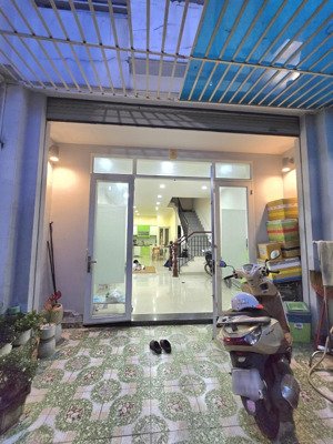 nhà đường số 18 hiệp bình chánh gần cầu bình triệu, phạm văn đồng, gigamall,2tầng,dt:63m2