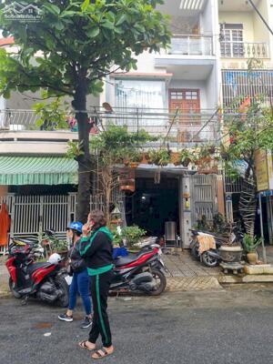 Mình cần bán nhà 3 tầng mặt tiền đường 5m5 tại An Hải 6 , Phường An Hải , TP. Đà Nẵng ⭐⭐⭐⭐